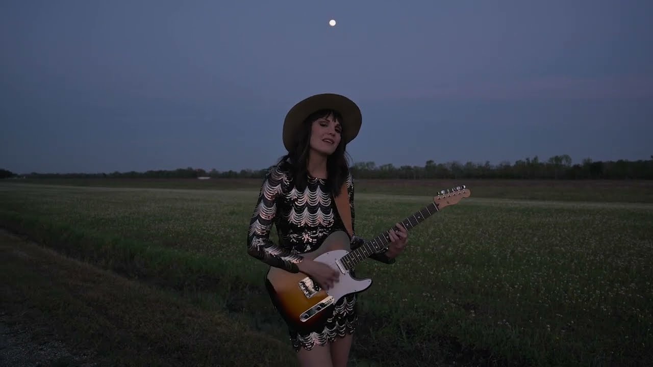 Rainy Eyes - Lonesome Highway (Official Music Video)