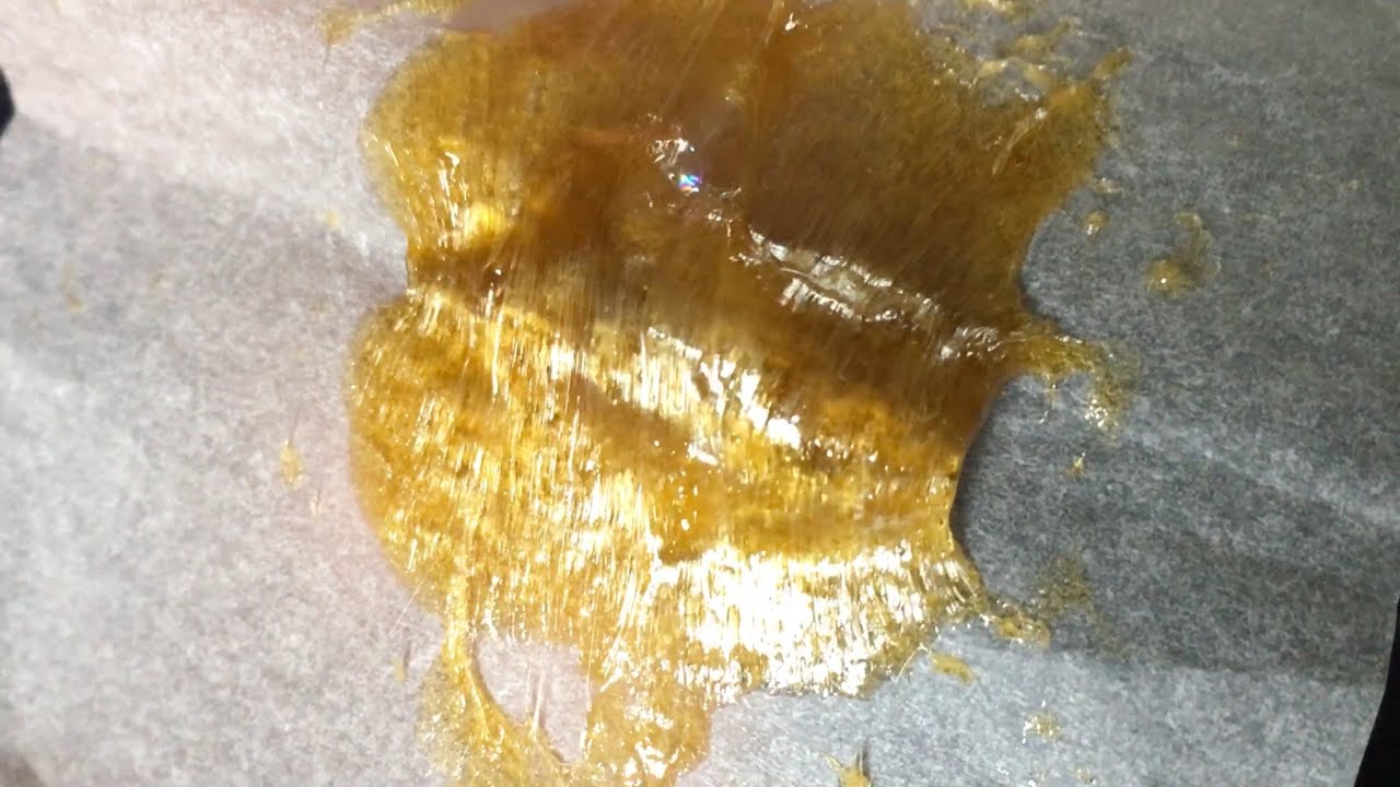 Making hash oil / thc wax/ honey using butane gas in the UK 🇬🇧