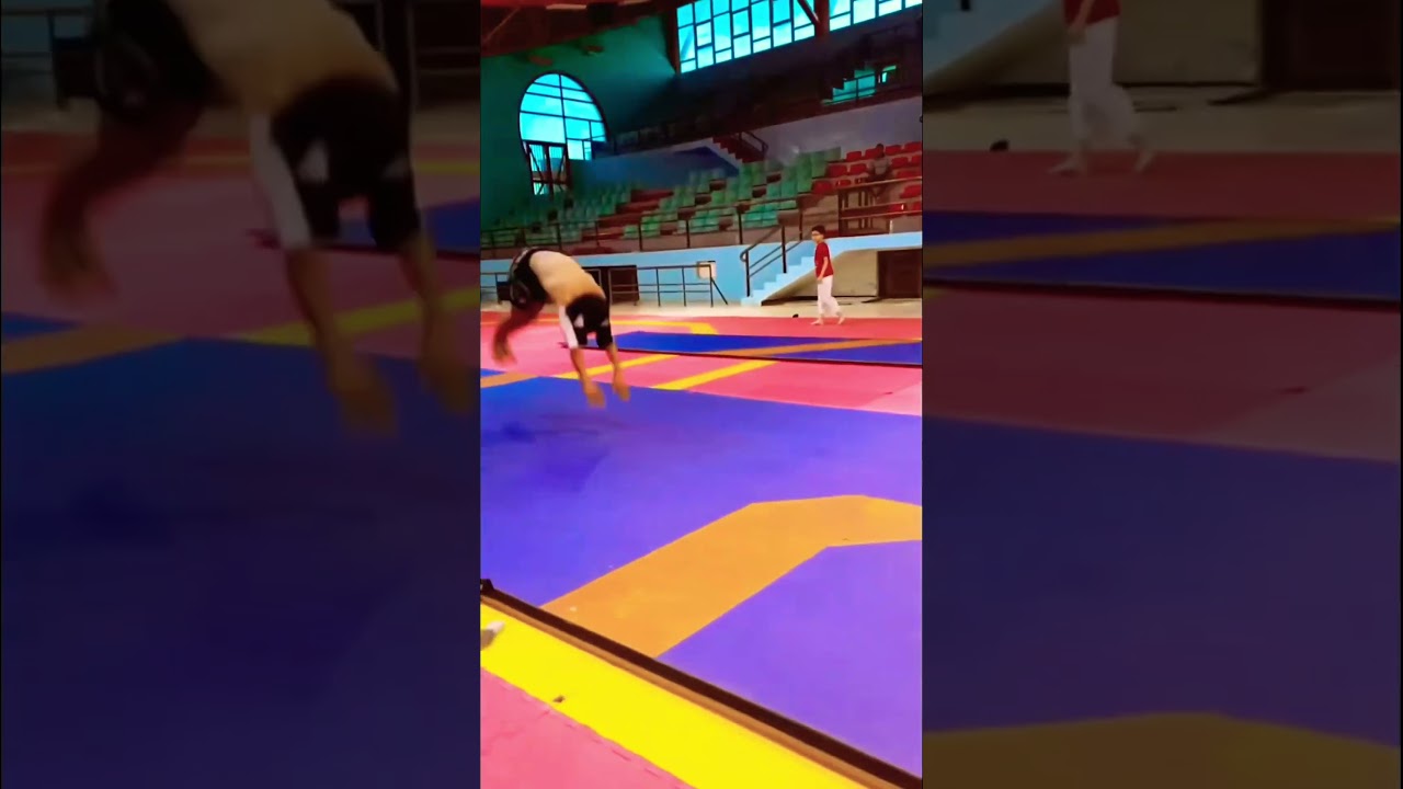 Flip 🤸🏻&zwj;♂️🇹🇳 #sport  #acrobat #taekwondo #tunisia