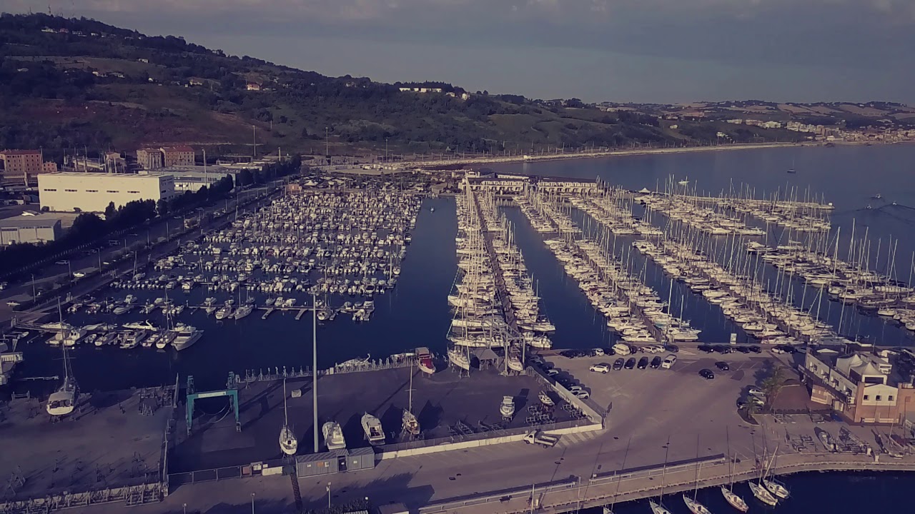 porto turistico 4K