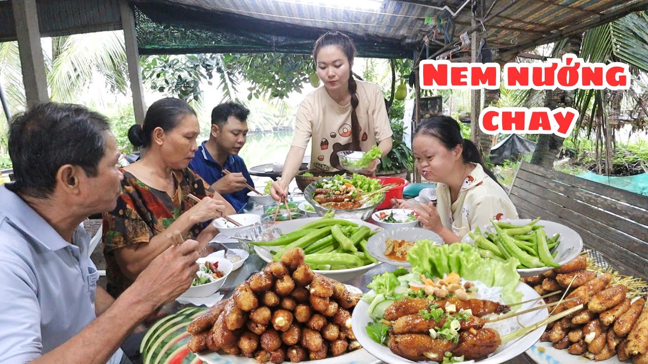 Lần đầu Q làm NEM NƯỚNG KIỂU NÀY, cả nhà khen ngon vui ghê luôn 