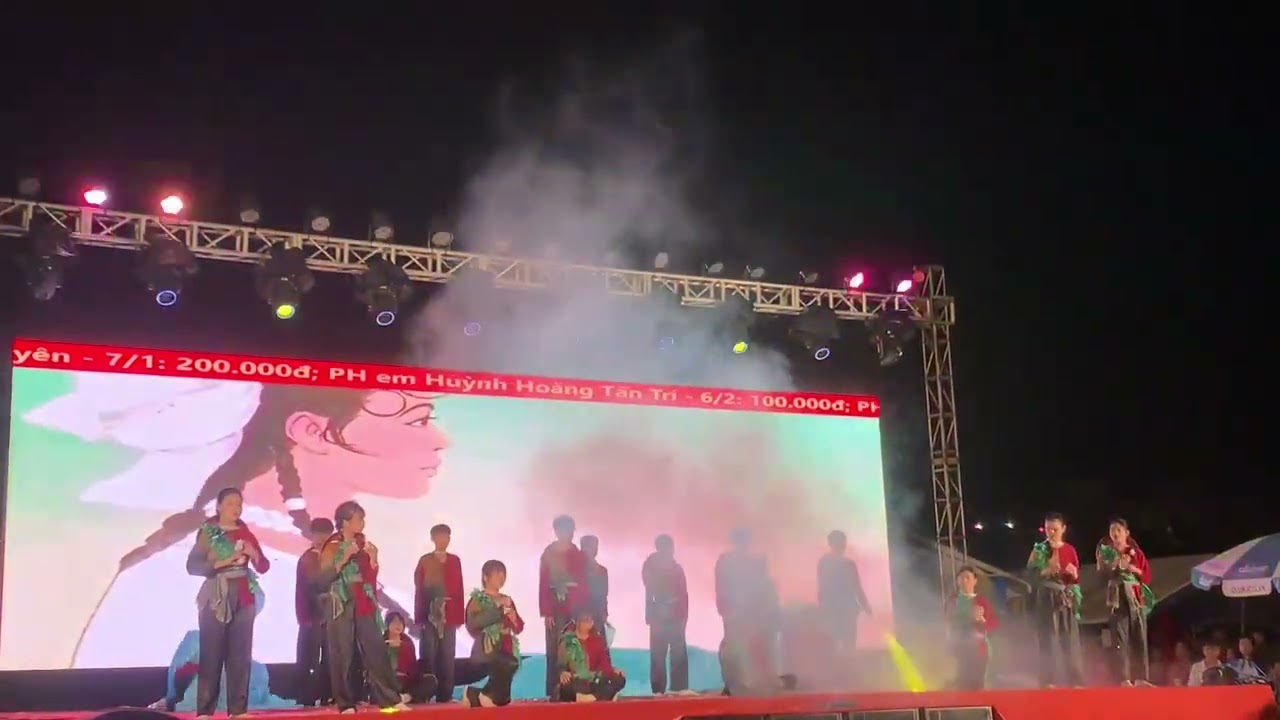 Lớp 8/1 Nhảy Khúc Việt Thăng Hoa