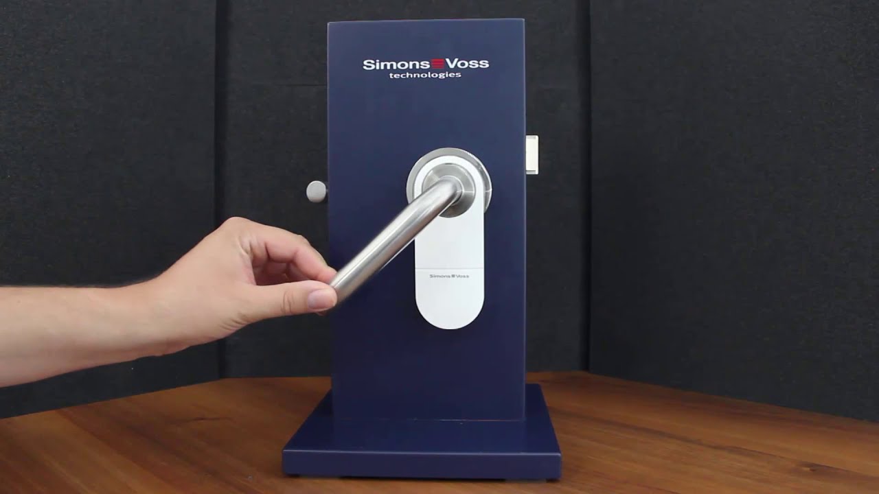 TUTORIAL | SimonsVoss Schließanlage: SmartHandle AX Türbeschalag Montage (hängend) (engl. subtitle)