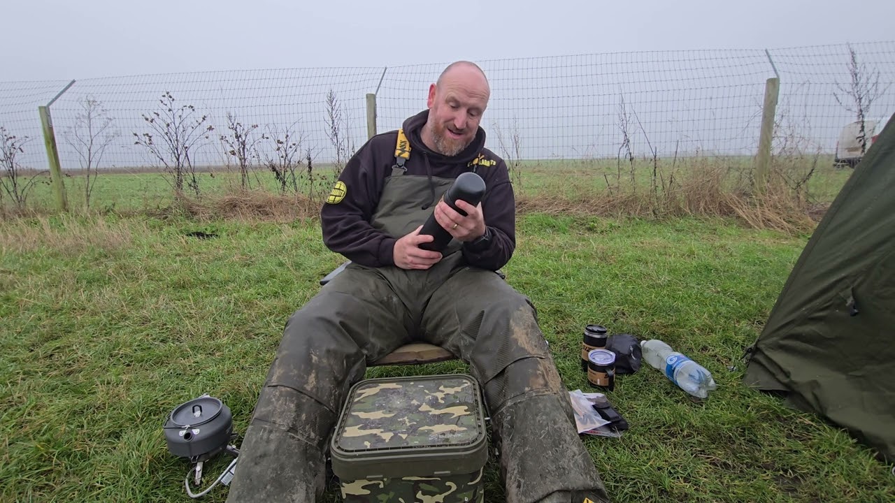 Fishing around life - Sonik Sizzla Stove, flask and cups