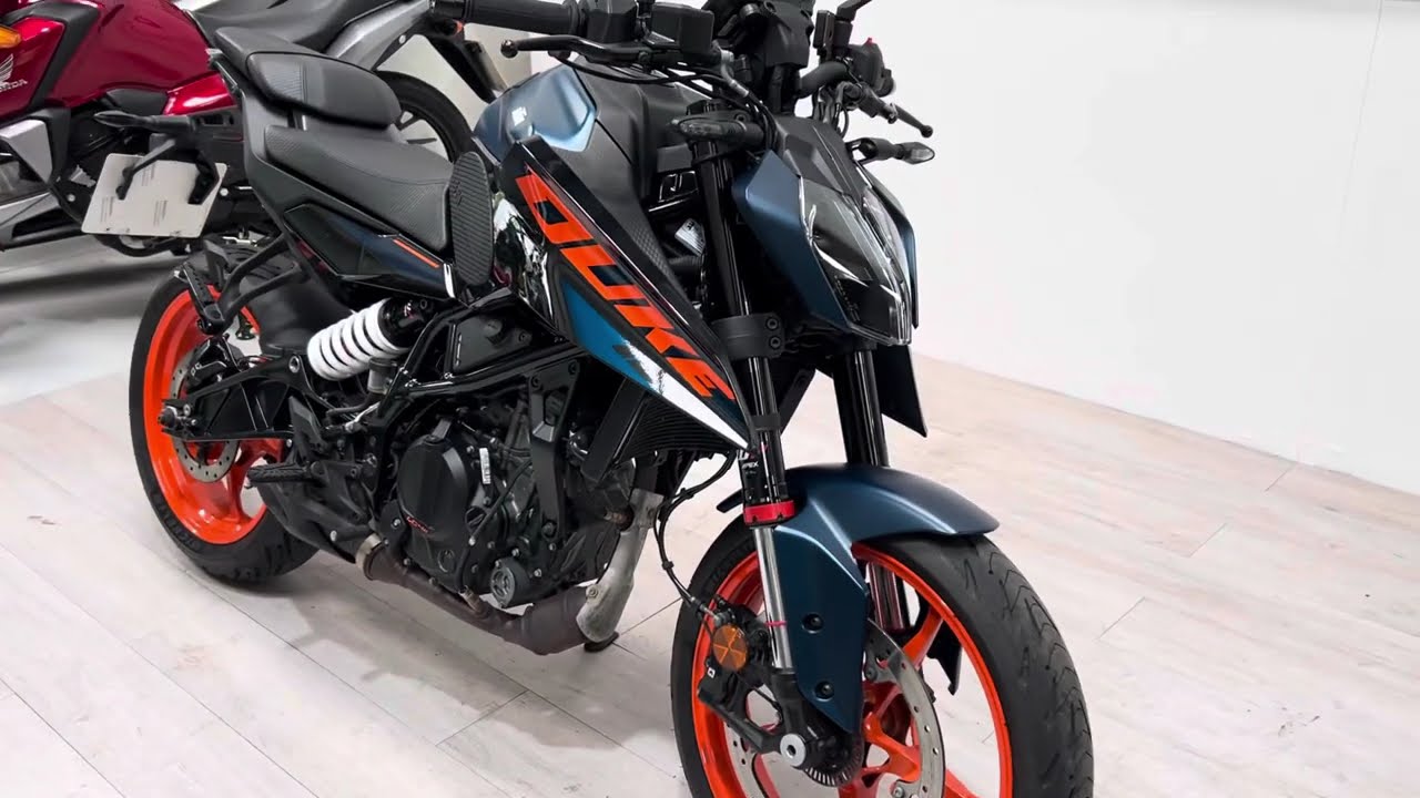 KTM Duke 125
