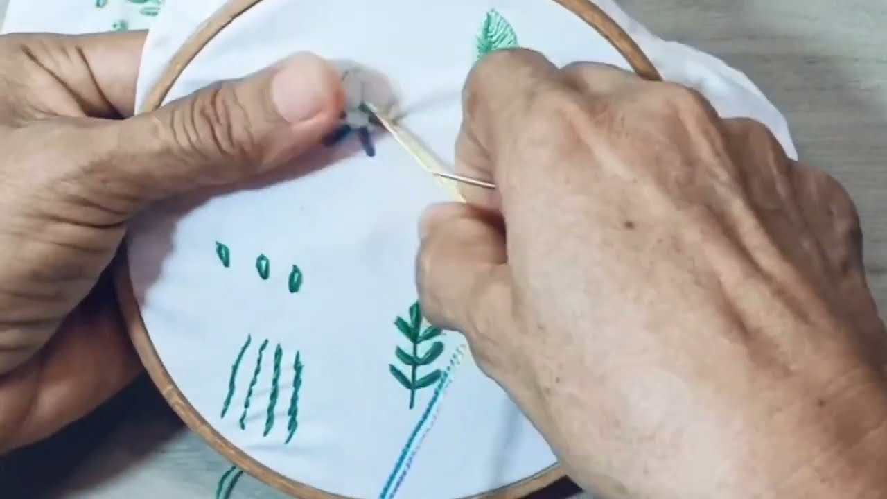 RAMO DE FLORES BORDADAS ... Fáciles de hacer !