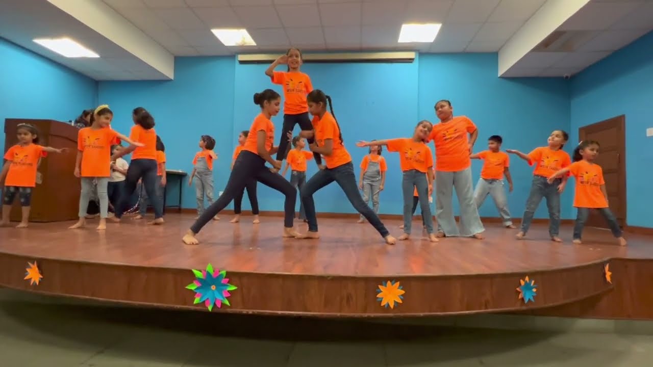 Asmaan Di Pari| Bharat Ki Beti| Dance Cover| Gunjan Saxena| Baal Sandhya's Tribute to the Girl Power