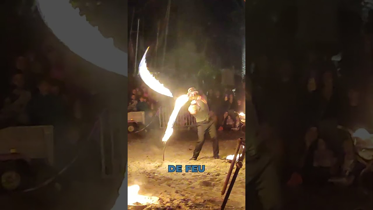 Spectacle de feu sur la plage des Lecques &agrave; Saint-Cyr-sur-Mer