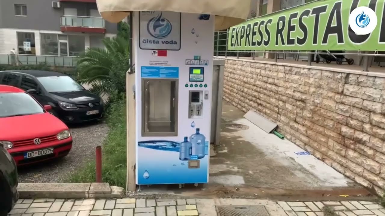 Пейте чистую воду. Водоматы Čista voda. Черногория.