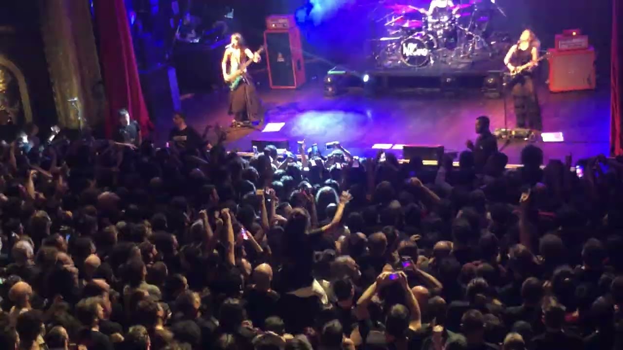The Warning - More - Teatro Flores Argentina 13/03/2025