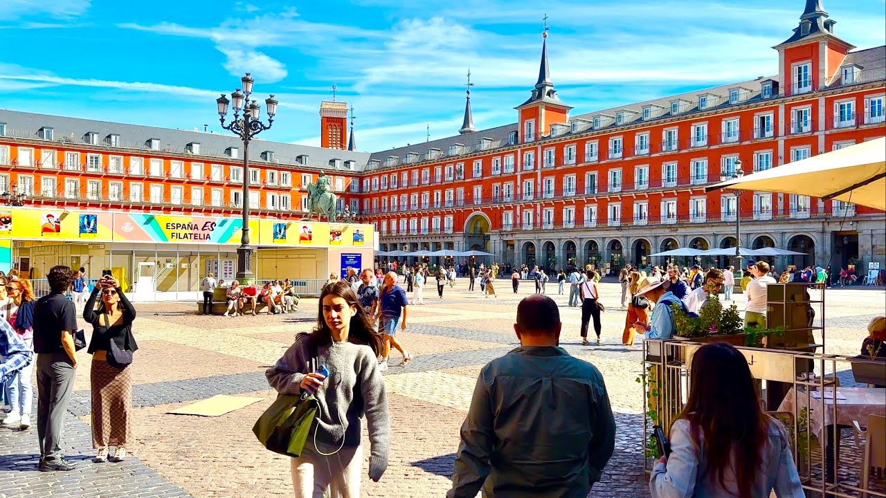 Madrid[4K-UHD]Calle de Toledo, Barrio la Latina, Plaza Mayor y Puerta del Sol - SEPTIEMBRE de 2025