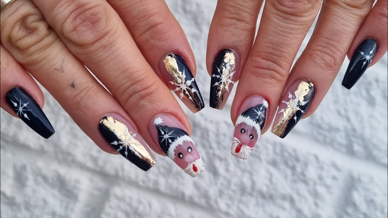 Black and Gold New Year Nails. Watch me doing my client sculpted gel nails. Easy Snowflake nail art