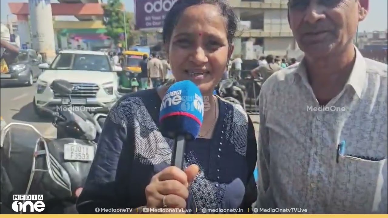 ഓൺലൈനിലും ഓഫ്‍ലൈനിലും ടിക്കറ്റ് കിട്ടാനില്ല, നിരാശരായി മടങ്ങി ക്രിക്കറ്റ് ആരാധകർ