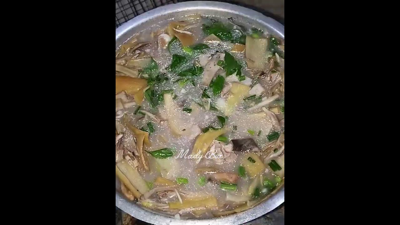 ស្ងោរជ្រក់ត្រយ៉ូងចេក