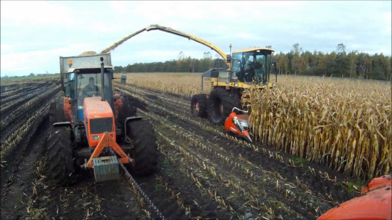 Mais hakselen met zeer zware omstandigheden. Loonbedrijf Hoekstra Flowers Tytsjerk