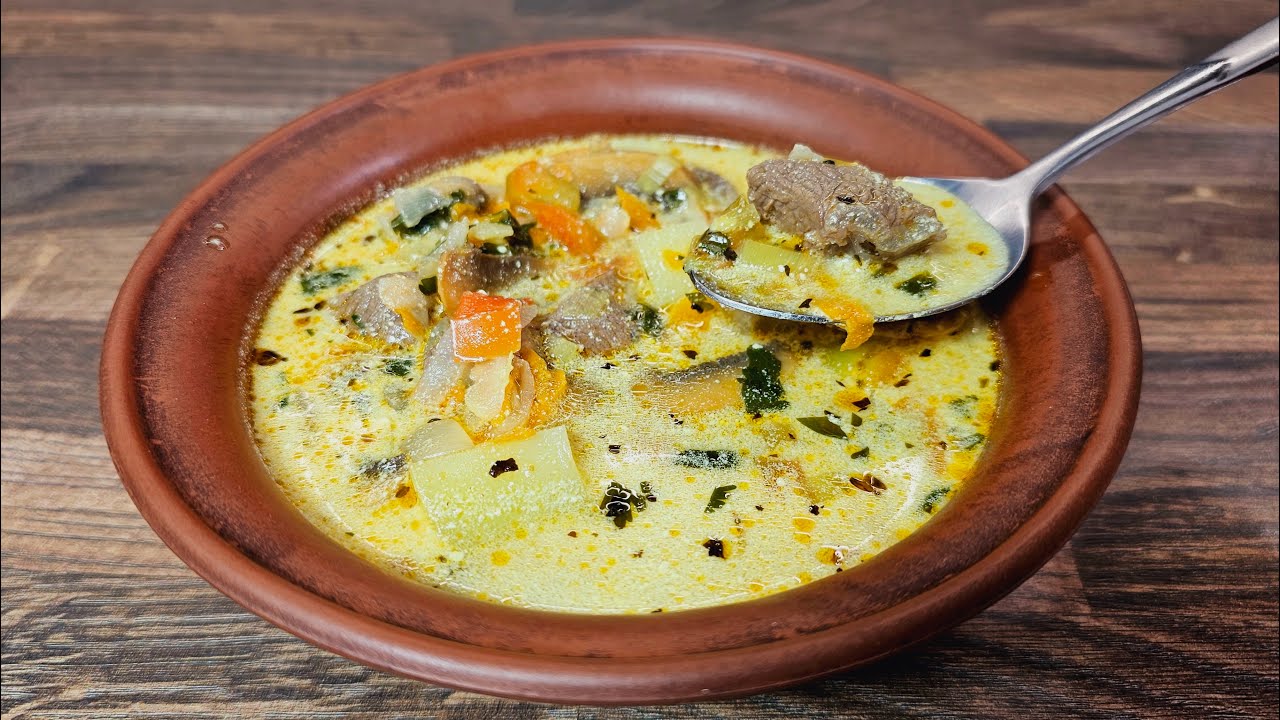 Ungarische Rindfleischsuppe von der die ganze Welt begeistert ist! Rezept für Suppe mit Rindfleisch!