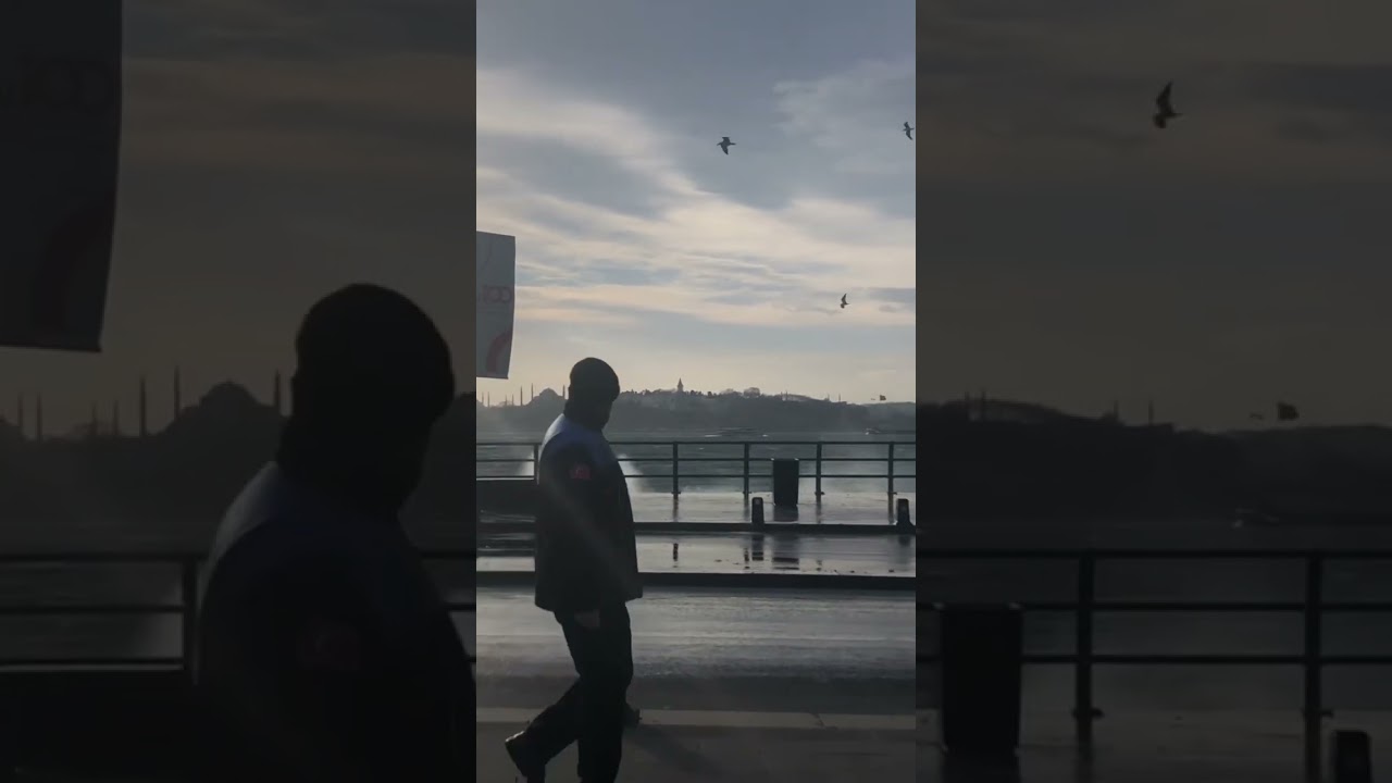 Sahilde dev dalgalar herkezi ıslattı