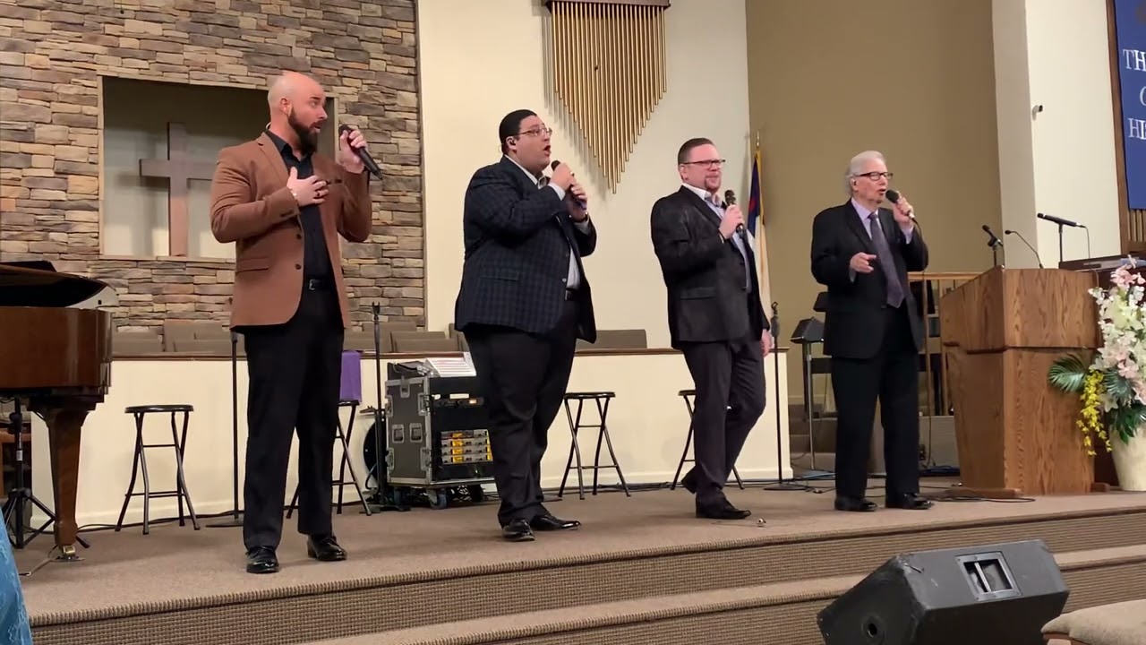 Kingsmen Quartet singing When The Old, Old Story Was New