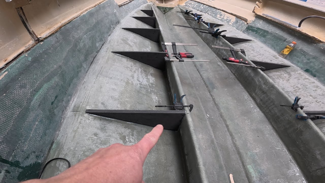 Quick Project Boat Update. Haines Hunter Rebuild