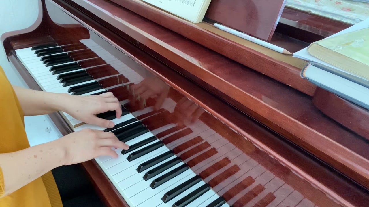 H.Wolf Auf ein altes Bild (with Melody) Piano accompaniment