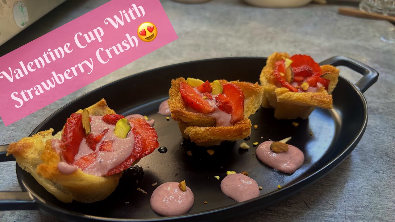 BAKED BREAD CUP WITH STRAWBERRY RABDI ❤️🍓🍓
