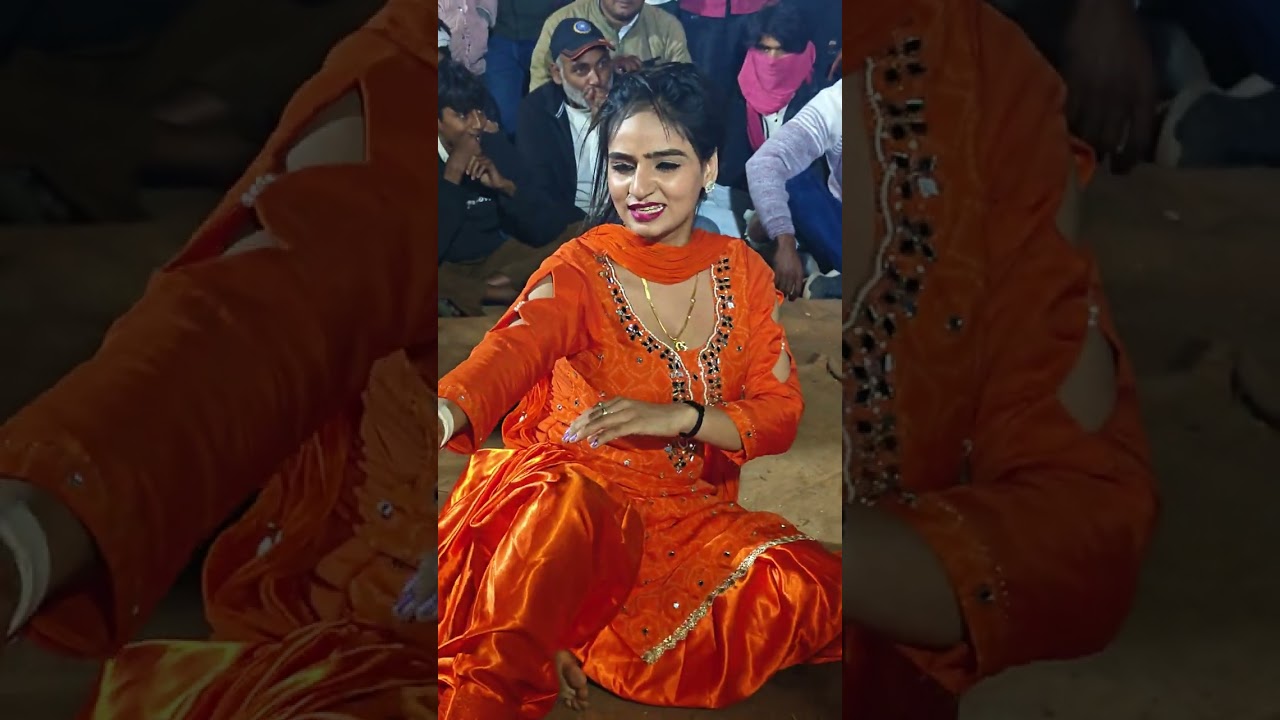 Sanjana Chaudhari mewati dancer