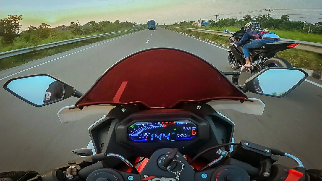 হাড্ডা হাড্ডি  লড়াই || GPX DEMON VS YAMAHA R15 V4 VS YAMAHA R15 V3 || TOP SPEED TEST