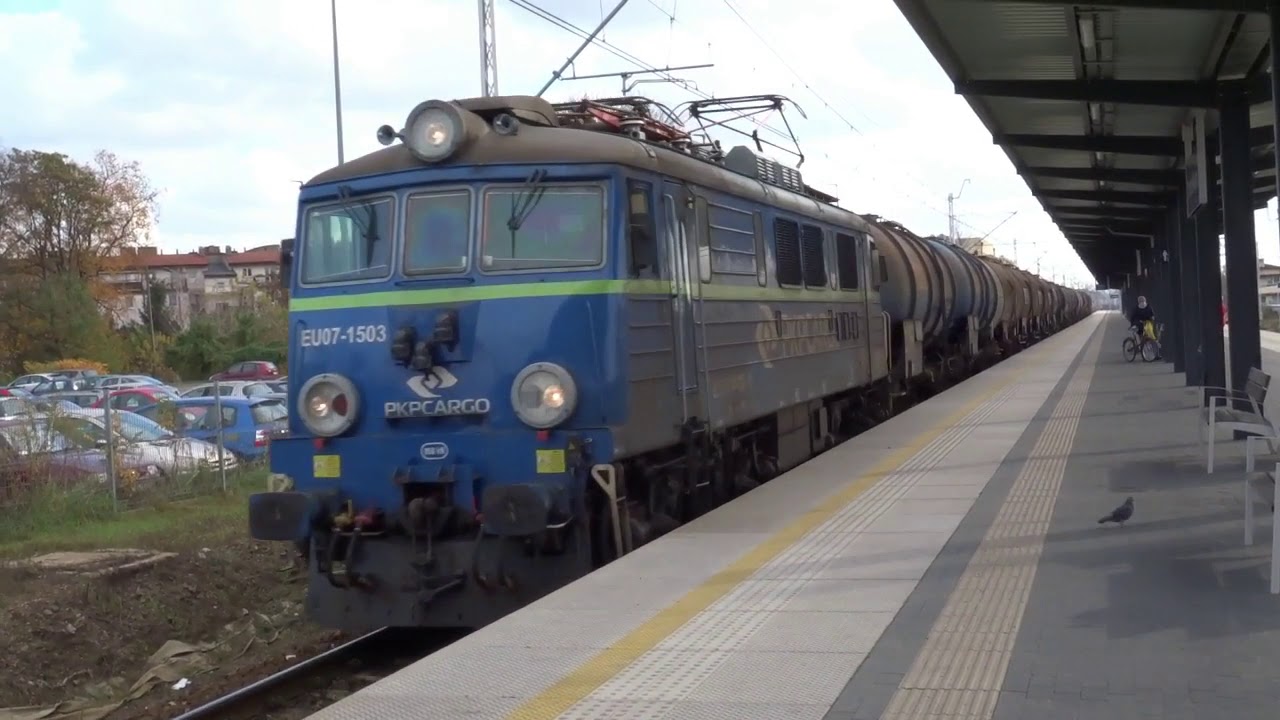 Pociągi na stacji Łowicz Główny 30.10.2020
