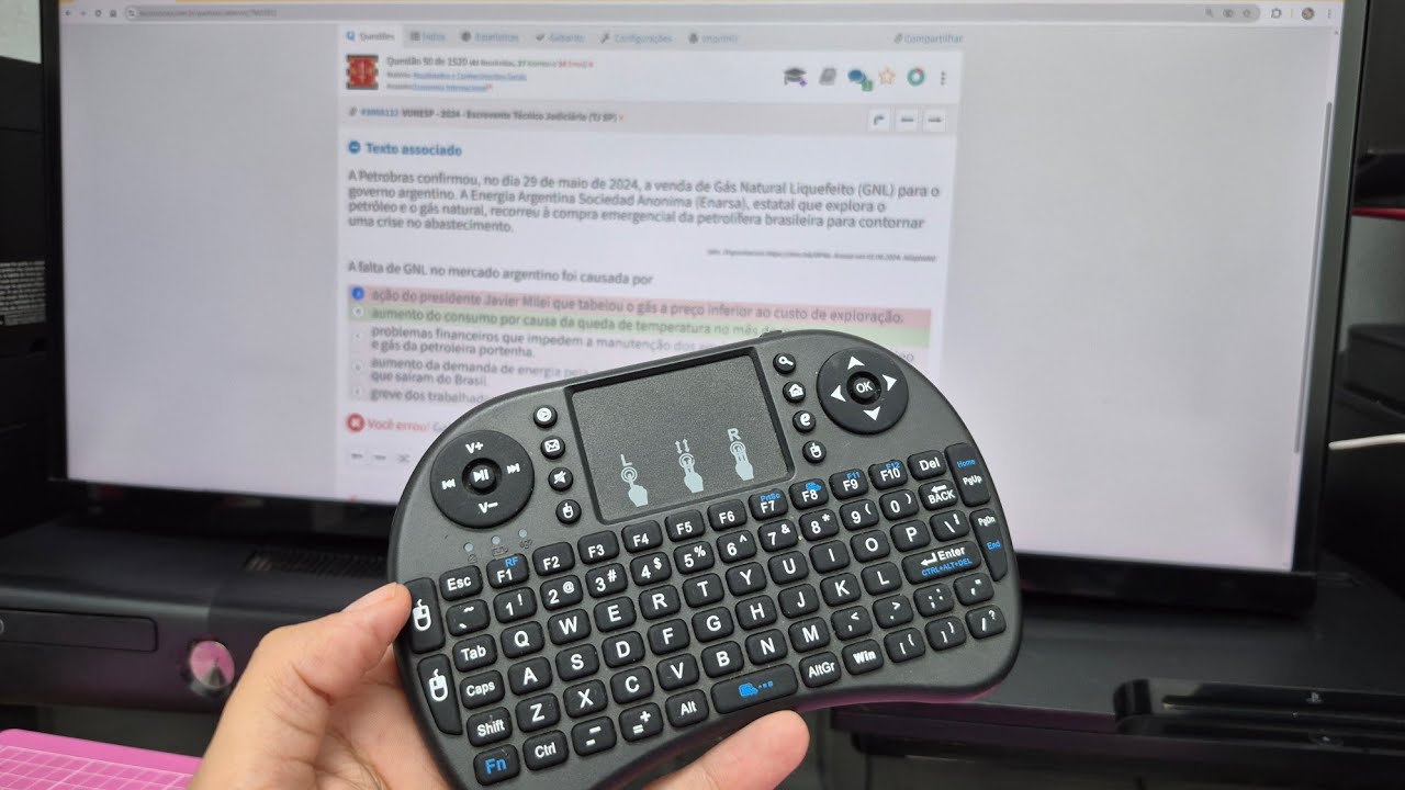 Estudar no TecConcursos ficou mais fácil! Conectando mini teclado sem fio