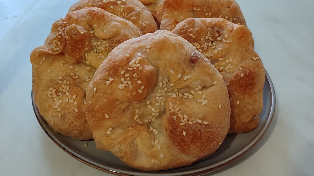 Молдавские плацынды. Те, кто их пробовал, знают, насколько они вкусные.