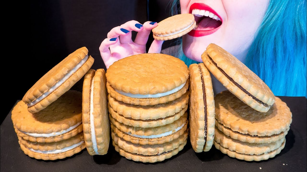 ASMR: Lemon Cake & Chocolate Sandwich Cookies | German Prinzenrolle 🍪 ~ Relaxing [No Talking|V] 😻