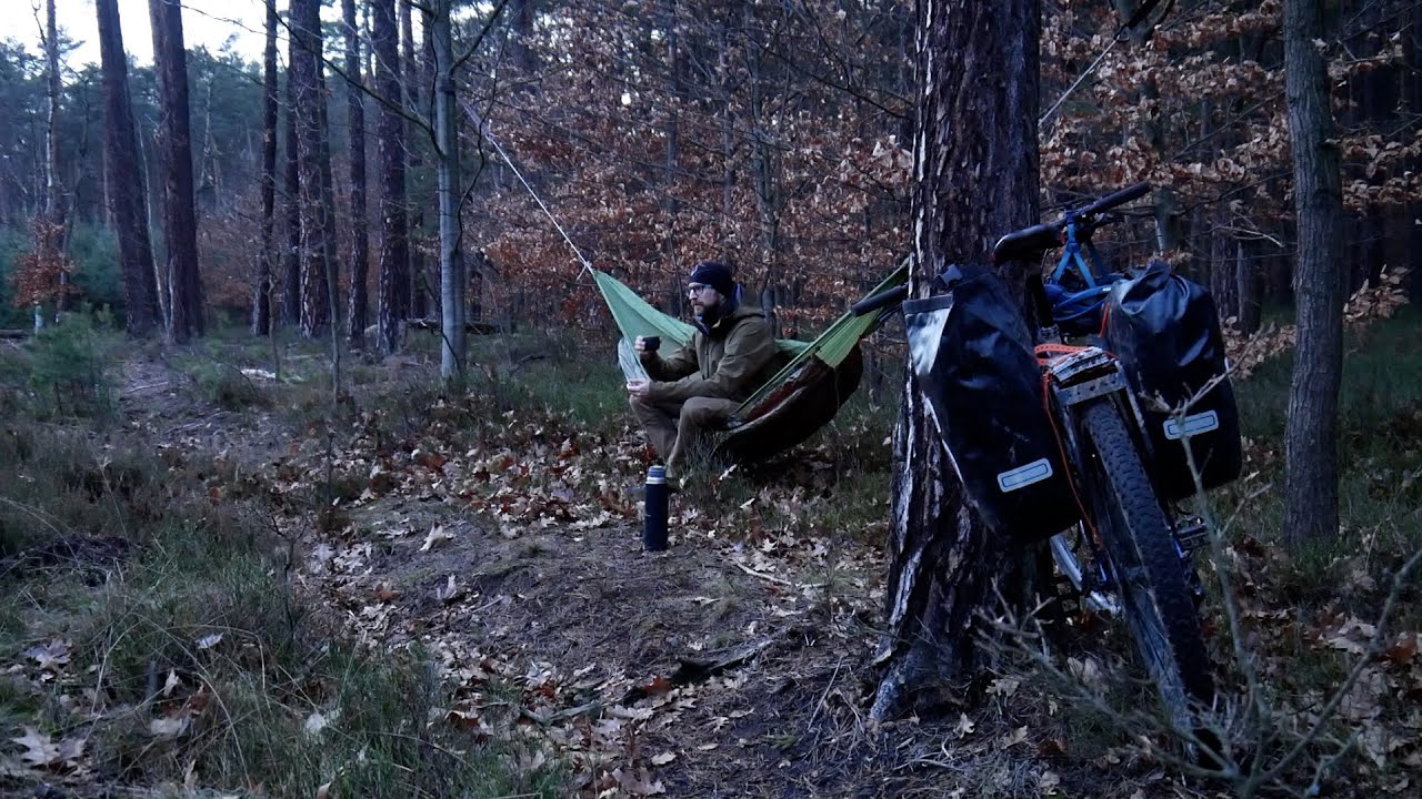 Zimowy bikepacking na koniec roku - Gość specjalny - Good Night 2020