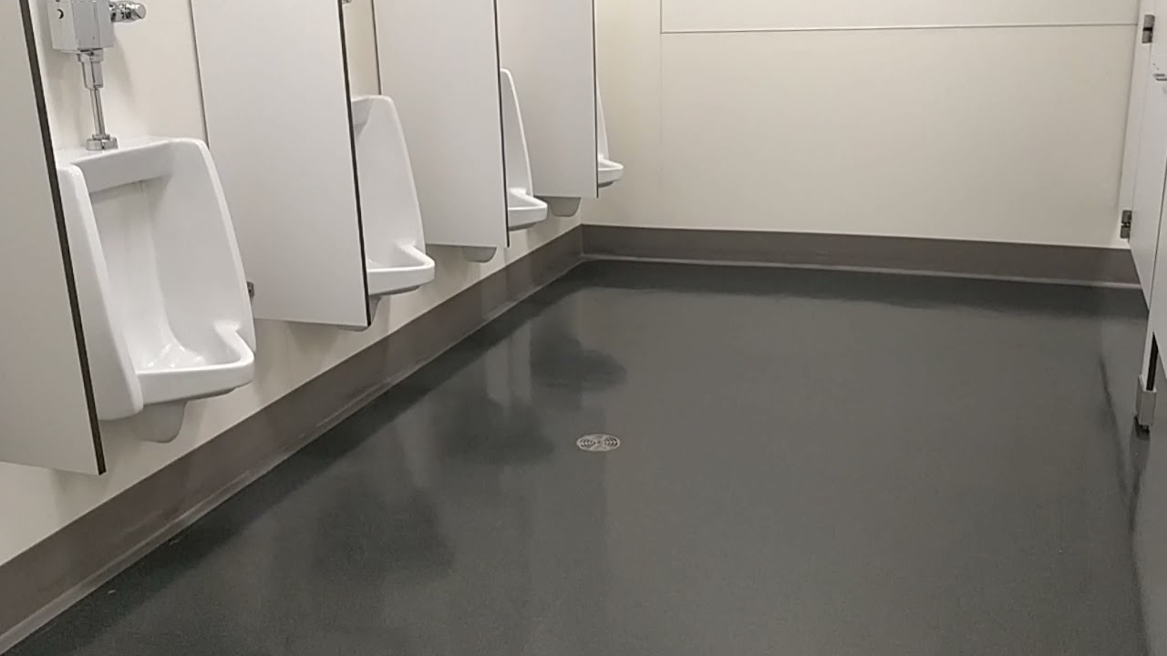 Qualidade do banheiro p&uacute;blico de um hospital no Canad&aacute;