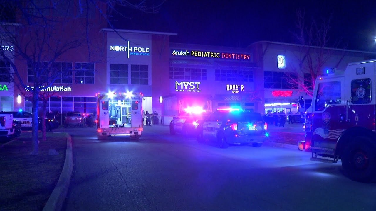 2 men dead after shooting outside Northwest Side hookah bar, SAPD says