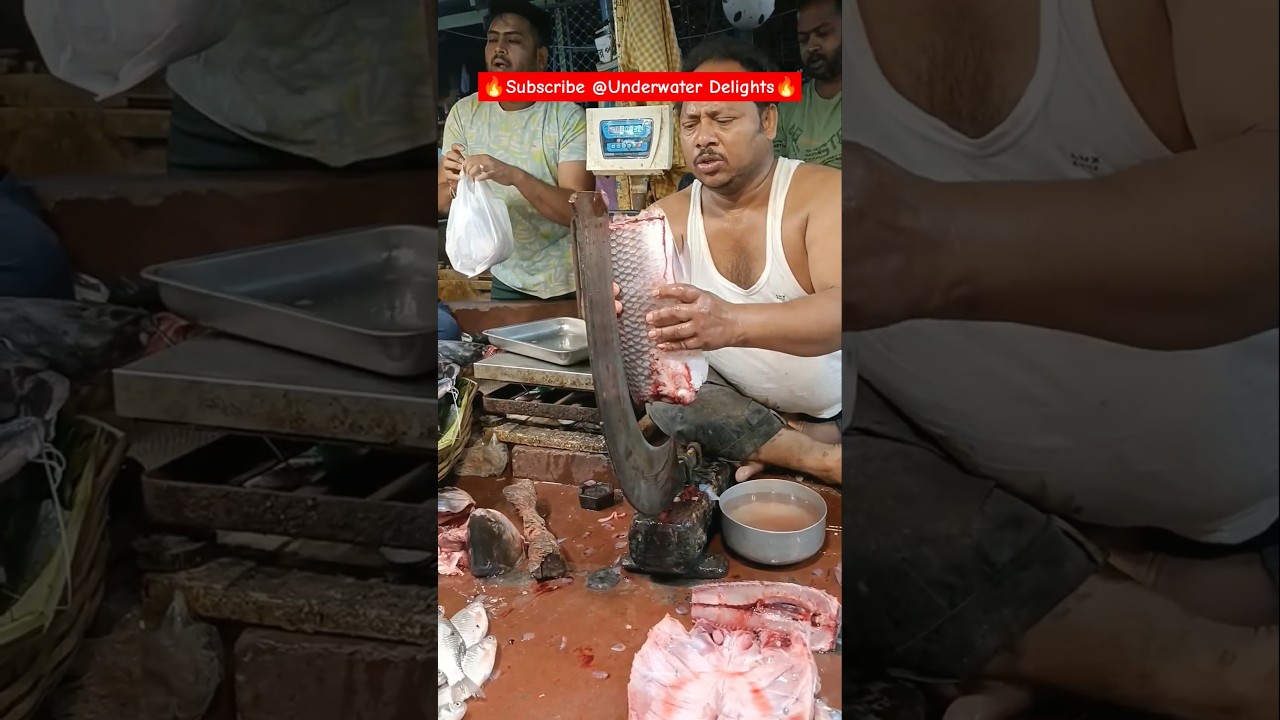 🔥😱 Outstanding Giant Rohu Fish Cutting By Expert Fish Cutter #shorts #fish #fishcutting #skills