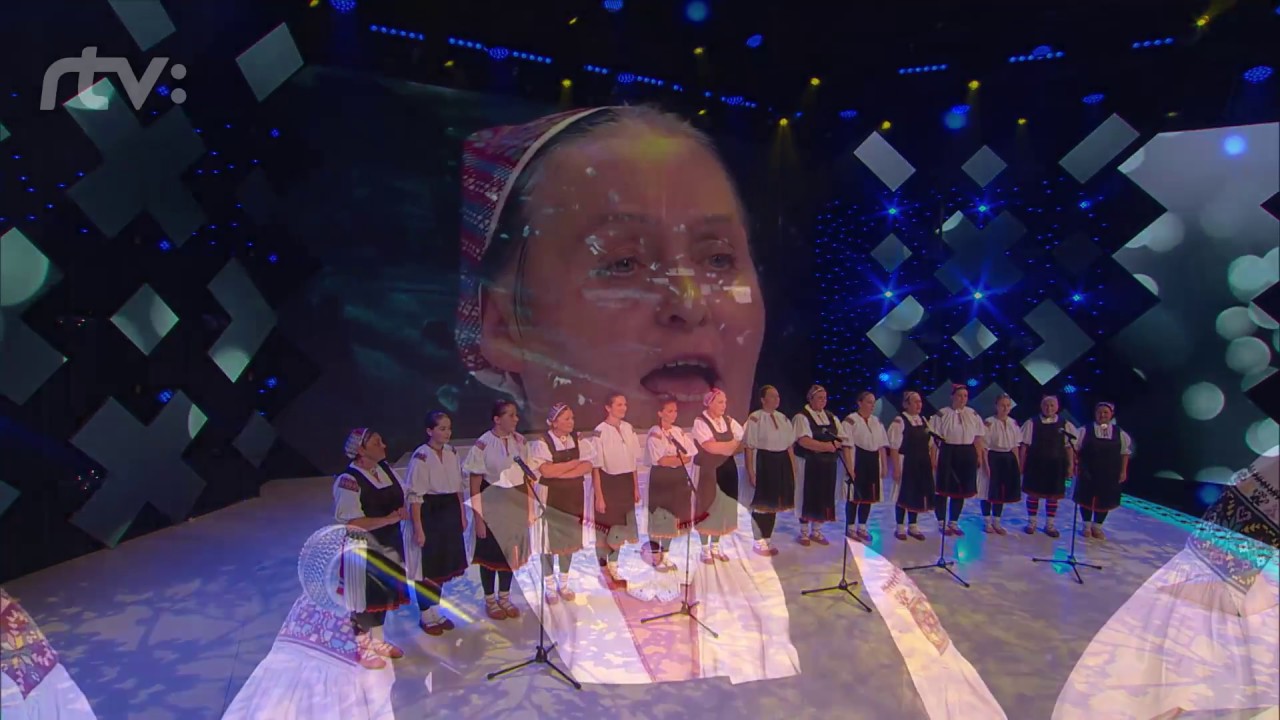 Folklórna skupina Podžiaran - Zem spieva