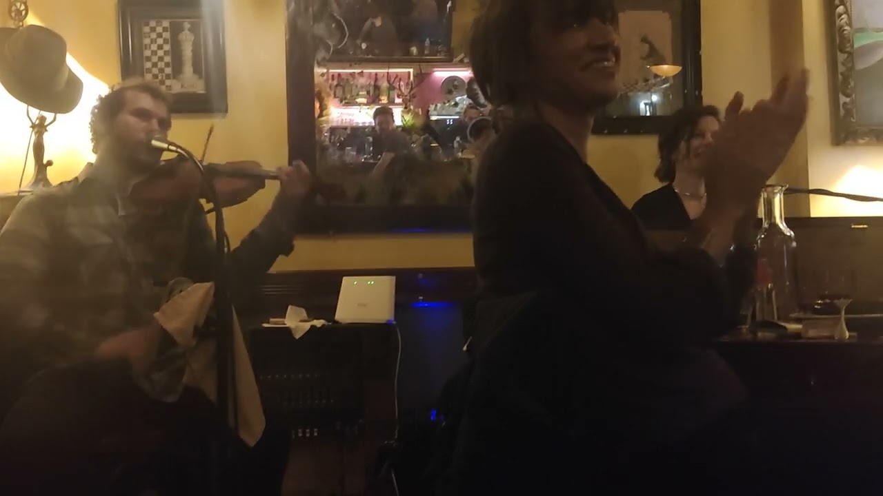 ΜΑΤΙΑ ΣΑΝ ΚΑΙ ΤΑ ΔΙΚΑ ΣΟΥ -Γλαύκος Σμαριανάκης -Χαρούλα Τσαλπαρά