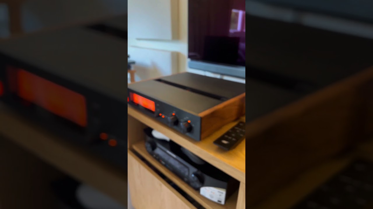 MoFi MasterDeck Turntable with UltraGold Cartridge and MasterPhono playing Phil Collins Face Value