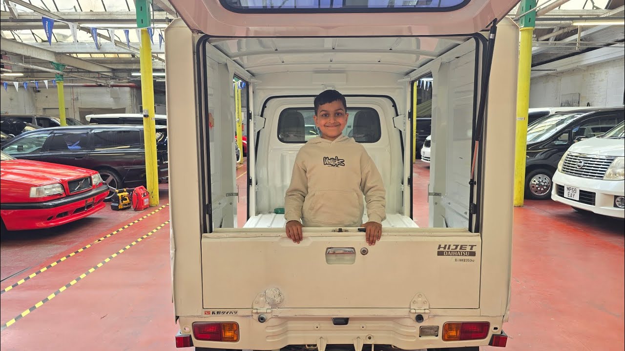 (JCF1852) DAIHATSU HIJET Van 650CC 4WD BOX VAN ULEZ FREE (2014/14) @JAP CAR FINDER LTD