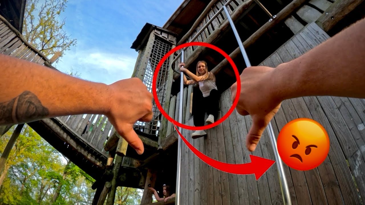 ESCAPING ANGRY GIRLFRIEND 😡- (I Stole Her Phone) POV 😂
