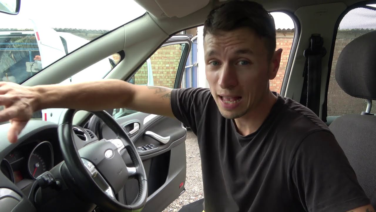 How to Clean Car Windows without using any Chemicals