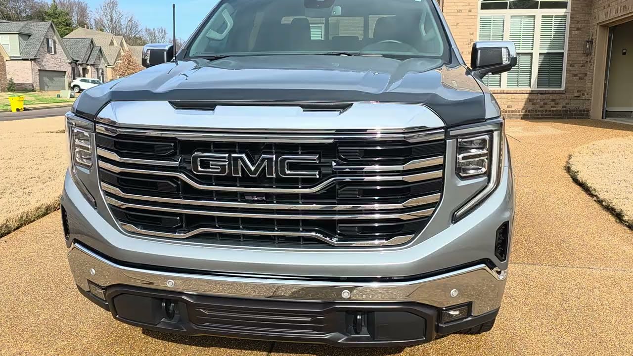 2024 GMC SIERRA SLT Blacked Out