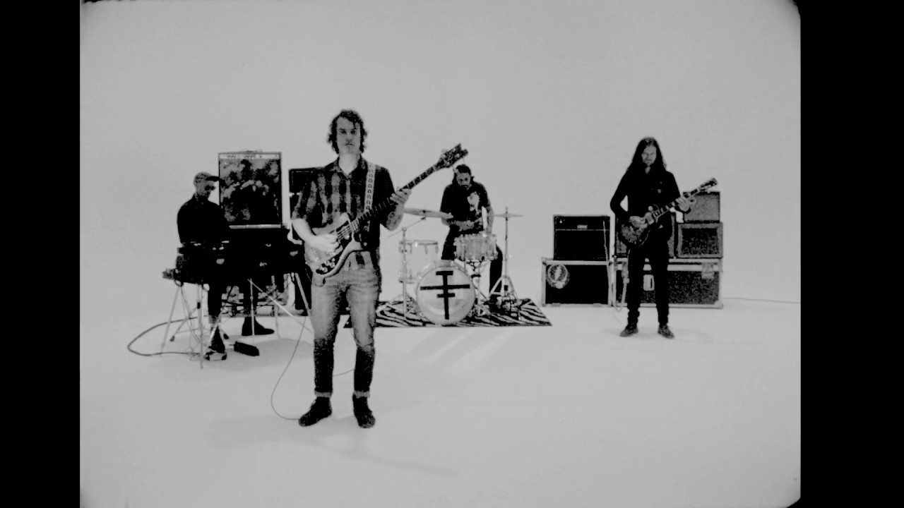 ALL THEM WITCHES - DIAMOND - OFFICIAL MUSIC VIDEO