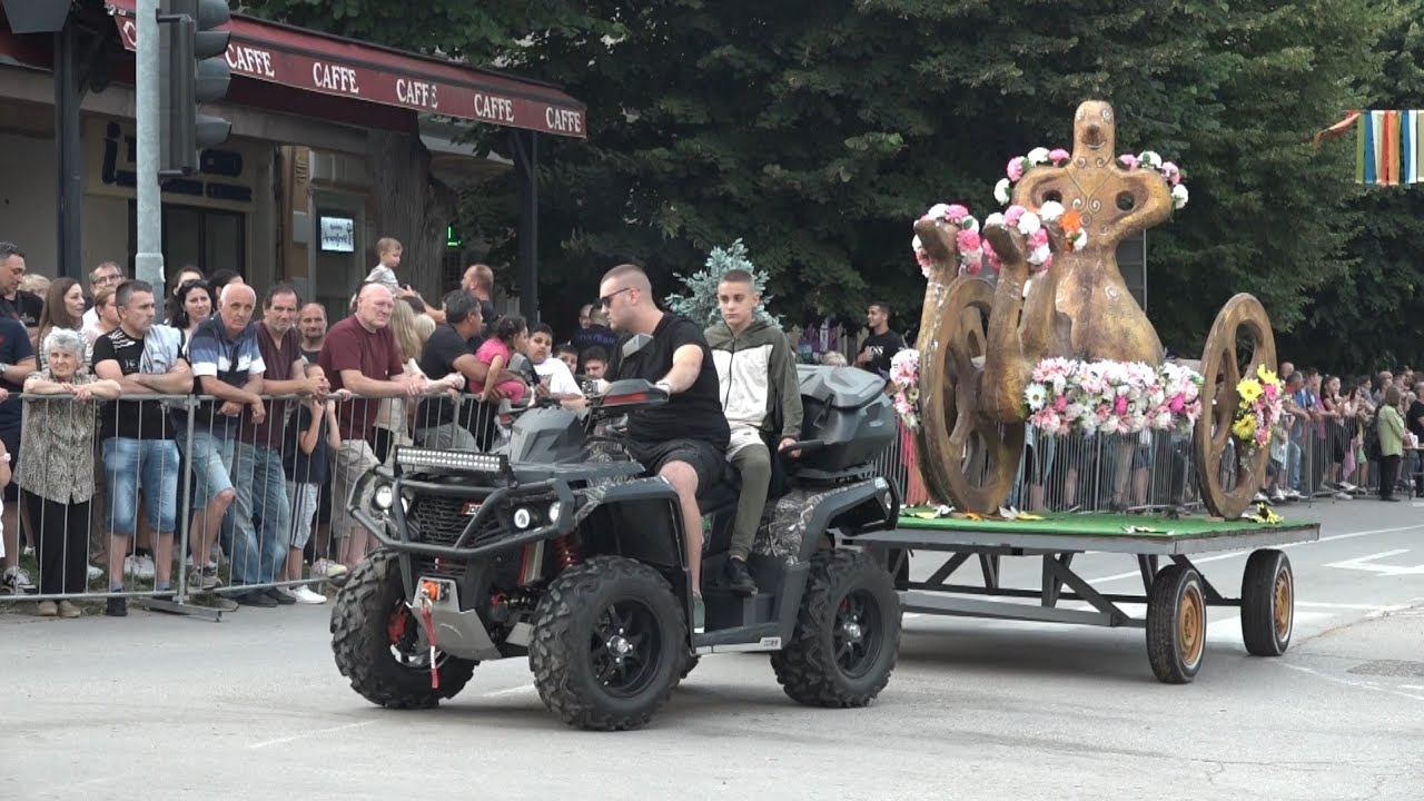 Raskošni kostimi i eksponati na "Belocrkvanskom karnevalu 2023"