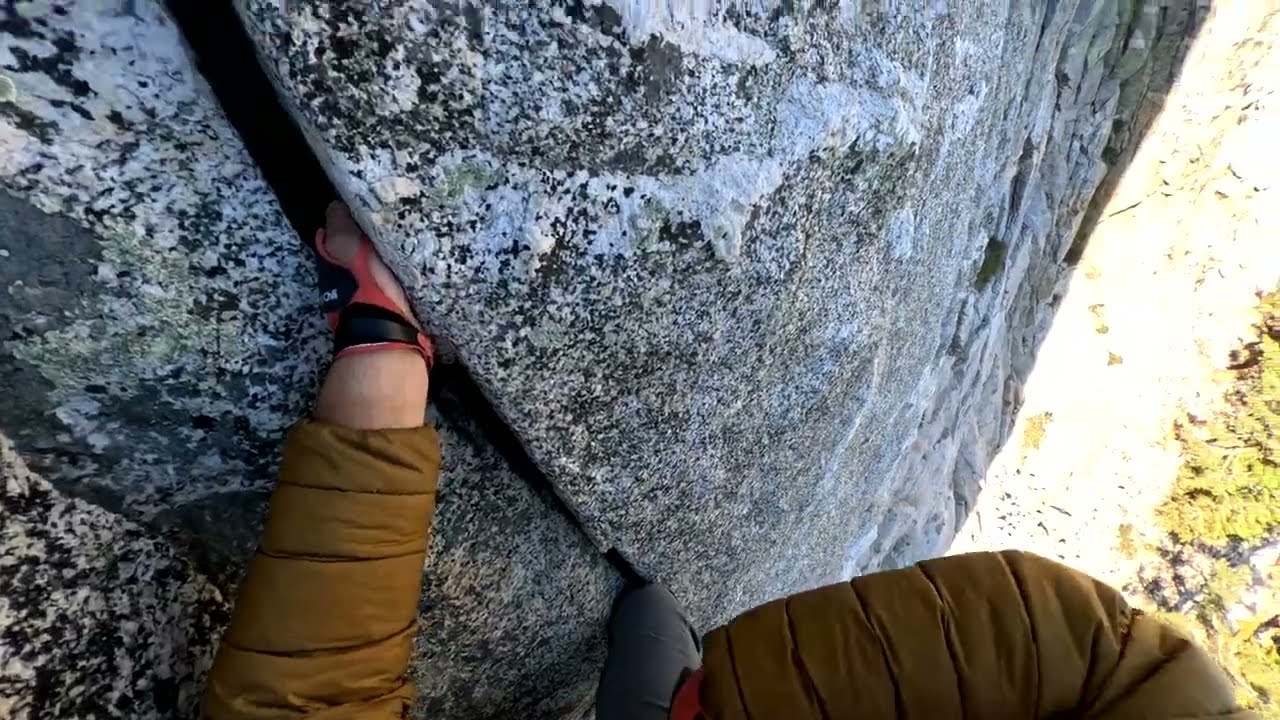 Tahquitz - Whodunit 5.9 - Pitch 1
