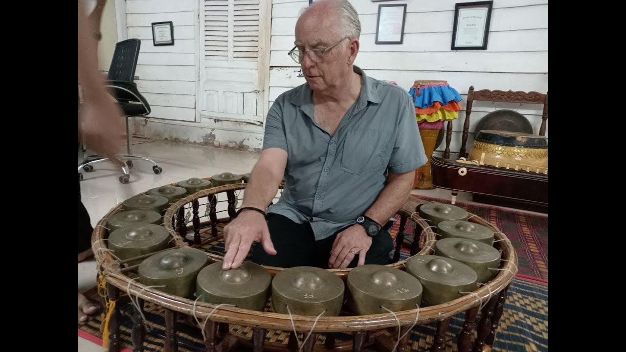 Hands-on workshop on Cambodian traditional percussion: Kong Vong Thom