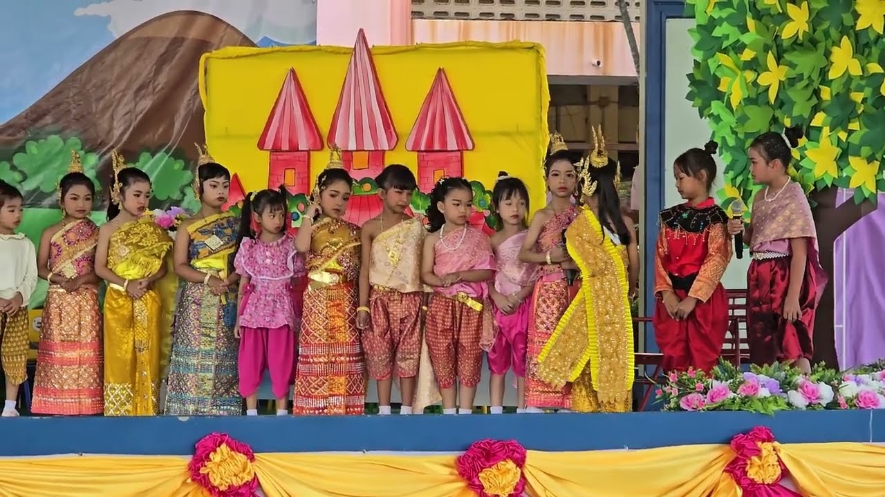 อนุบาลปีที่ 3/2 เรื่อง สังข์ทอง ตอน รจนาเลือกคู่ โดยโรงเรียนอินทารามวิทยา