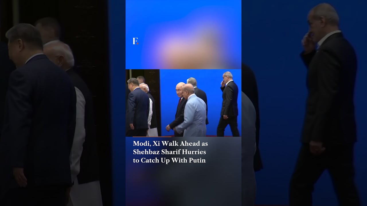 Modi, Xi Walk Ahead as Shehbaz Sharif Hurries to Catch Up With Putin | N18G