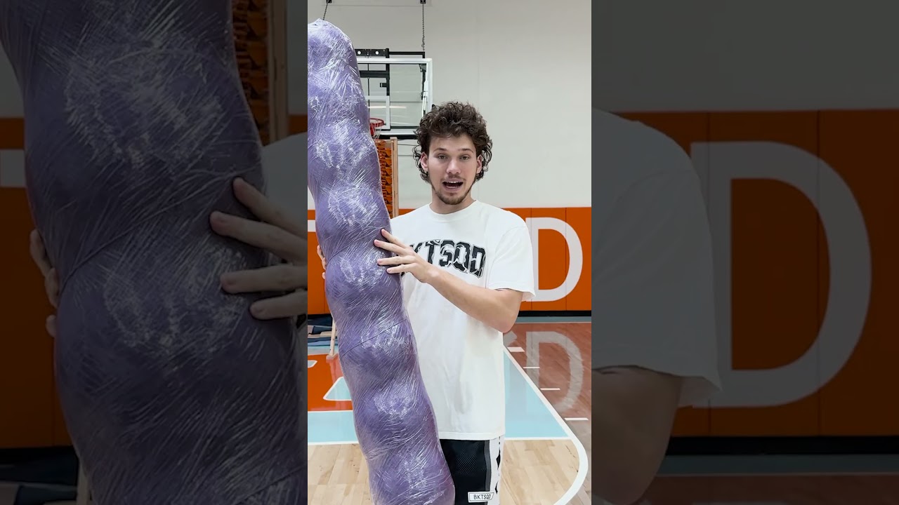 World Record 1000 Pointer Trickshot🏀