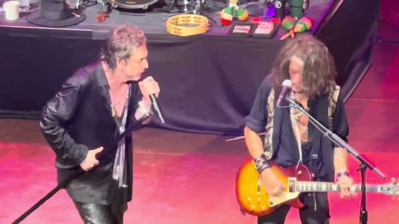 The Joe Perry Project - Bright Light Fright (Aerosmith song, live in Boston, MA 8/19/25)